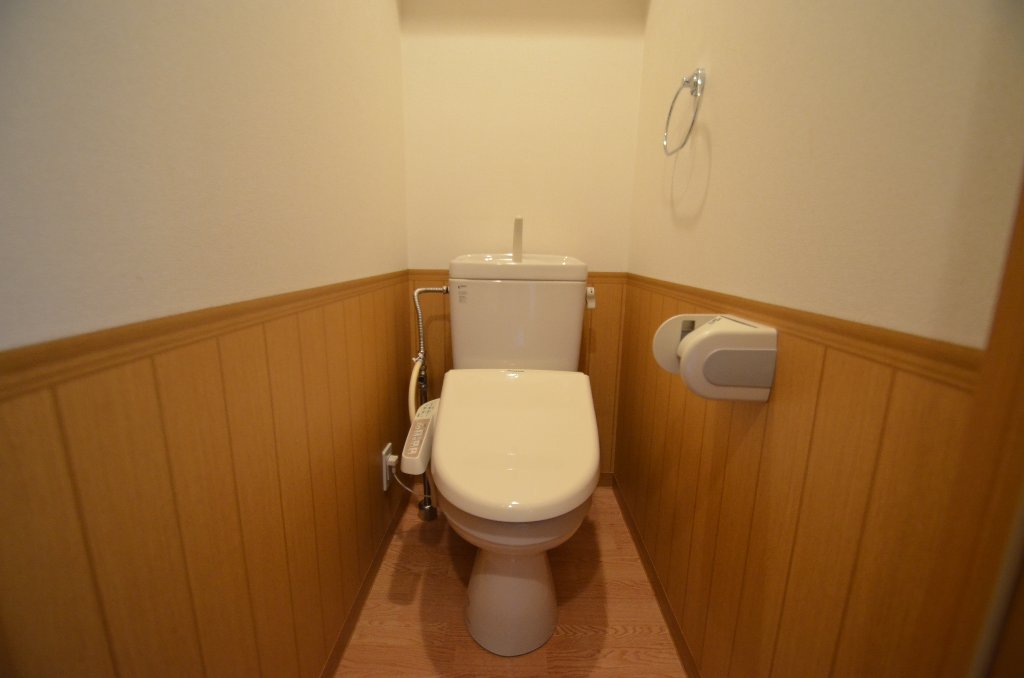 トイレ　シャワー付トイレ