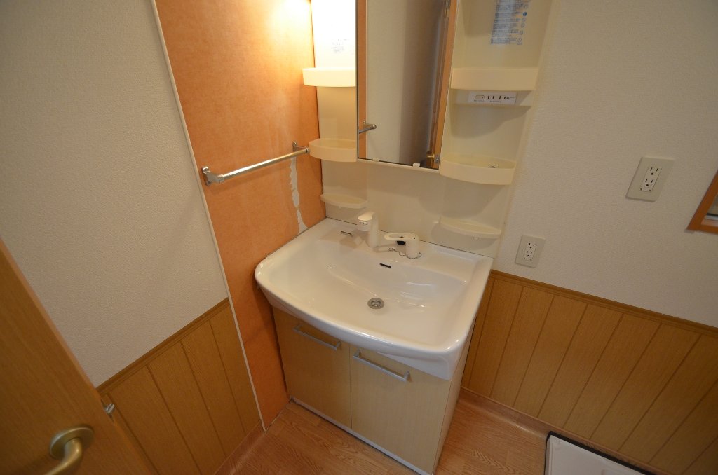 洗面設備　洗髪洗面化粧台