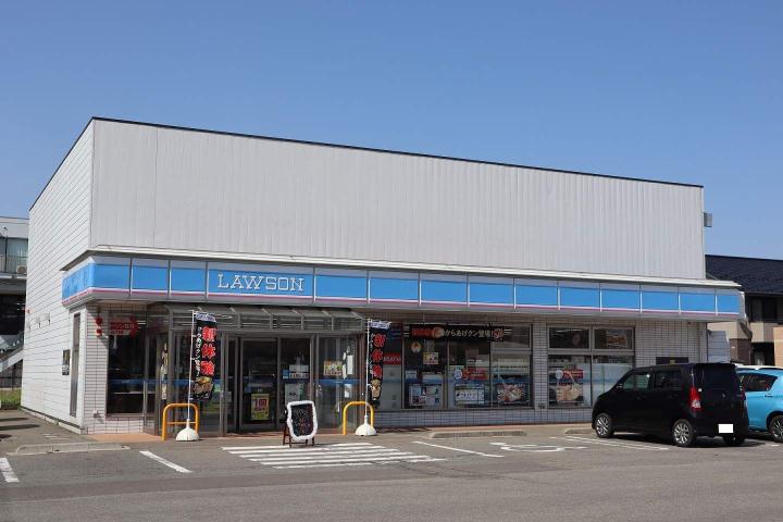 コンビニ　ローソン秋田広面蓮沼店（コンビニ）まで133m