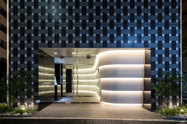 エントランス　入り口外部