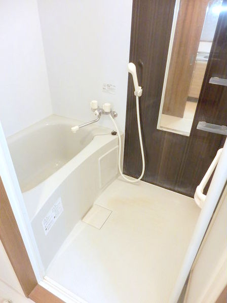 バス・シャワールーム　綺麗なお風呂！