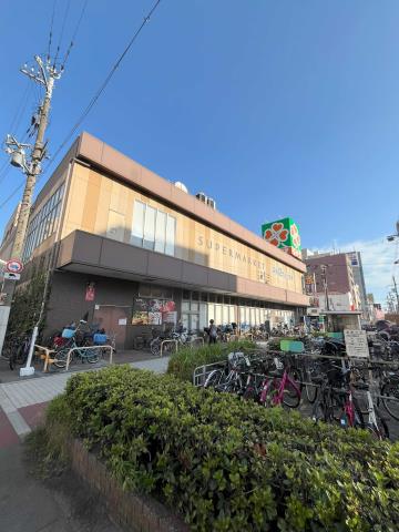 スーパー　ライフ昭和町駅前店（スーパー）まで63m