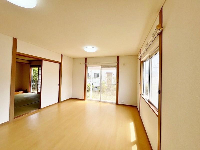 居室・リビング　★LDK10帖★