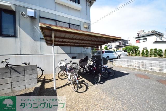 その他共有部分　屋根付き駐輪場