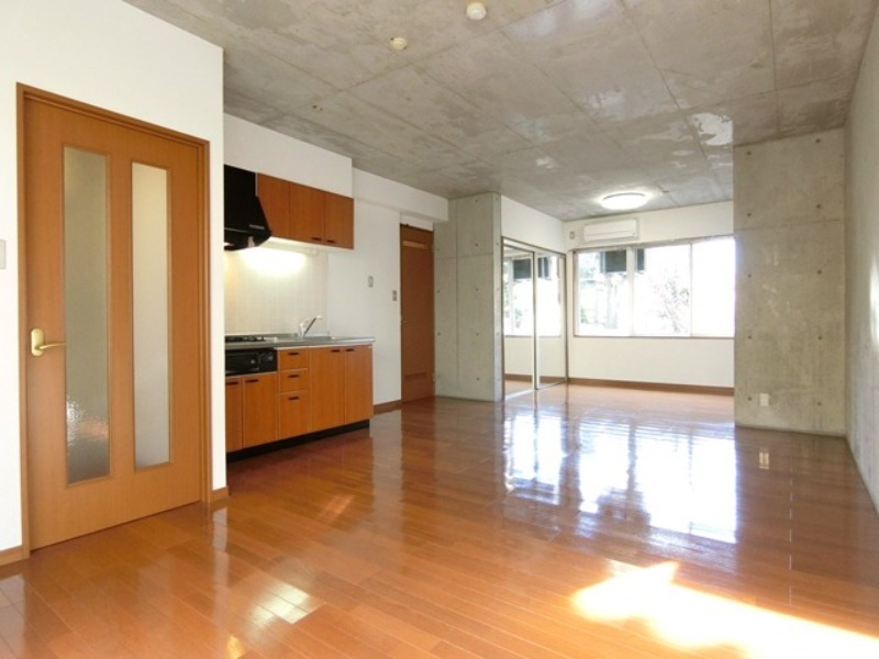 居室・リビング　図面と現状に相違がある場合には現状を優先