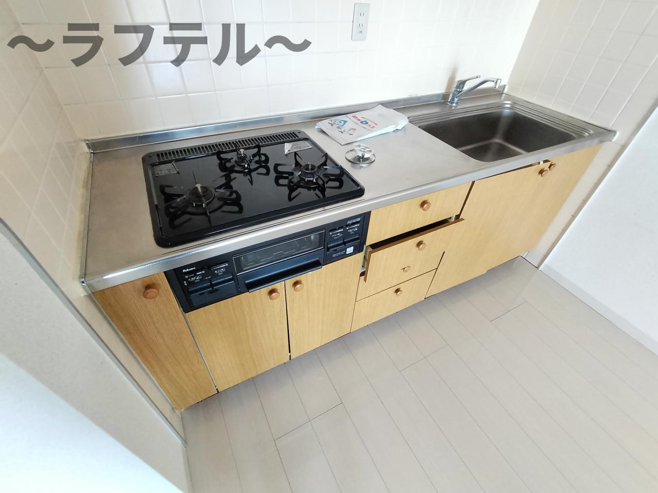 キッチン　別部屋イメージ写真