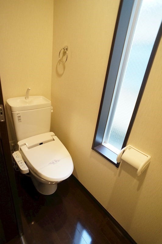 トイレ　別号室