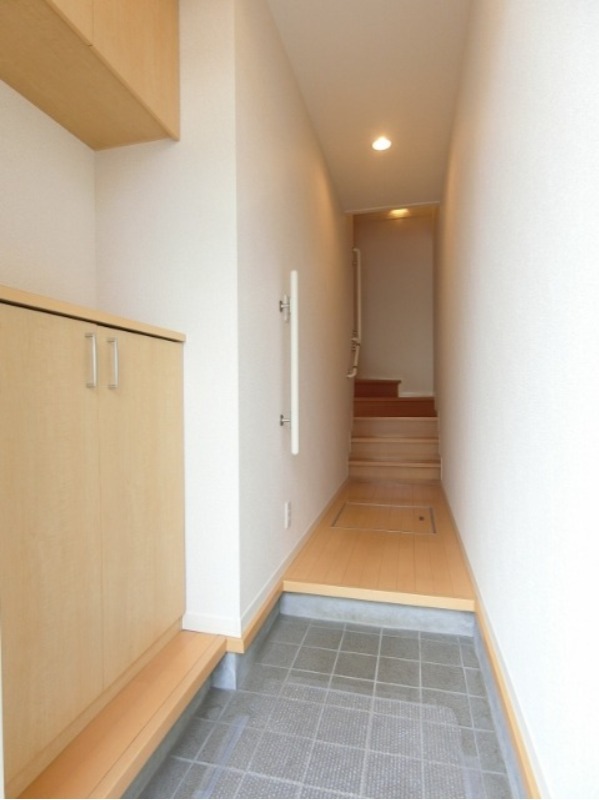 玄関　図面と現状に相違がある場合には現状を優先