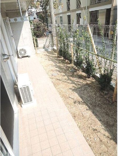 バルコニー　浴室乾燥機完備