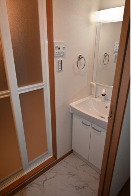 洗面設備　弊社は都内全域の物件をご紹介可能です！