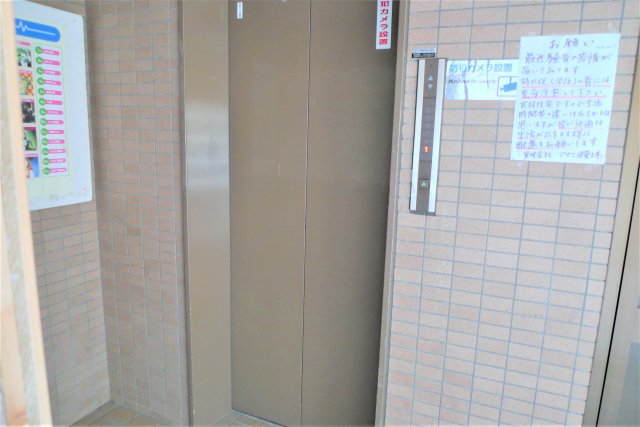 その他　エレベーター付いてますよ