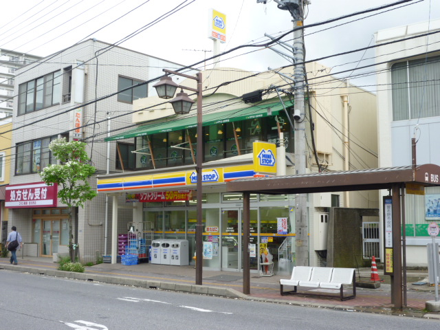 コンビニ　ミニストップ（コンビニ）まで409m