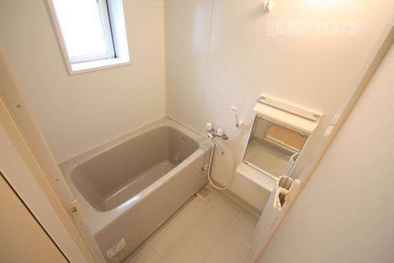 バス・シャワールーム　別号室写真使用