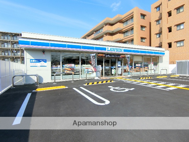 コンビニ　ローソン（コンビニ）まで310m