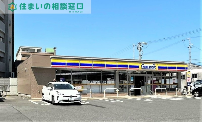 コンビニ　ミニストップ岡崎大門店（コンビニ）まで686m