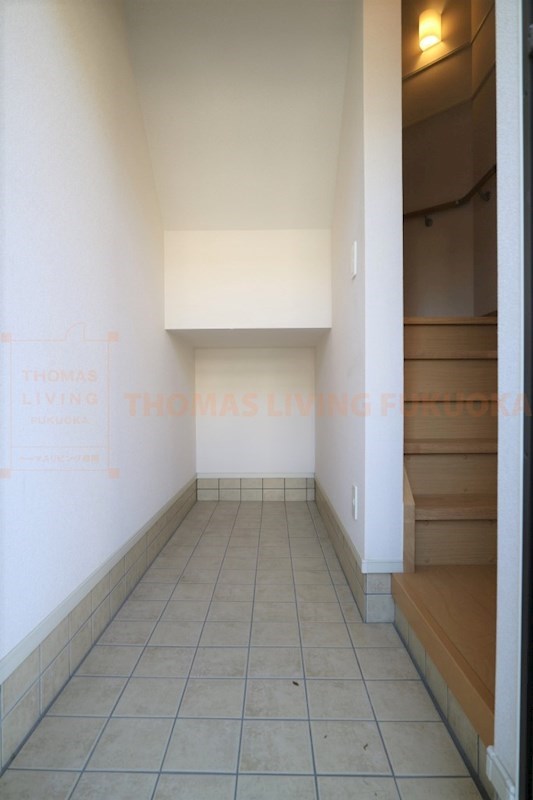 玄関　福岡・佐賀の賃貸物件・お部屋探しはトーマスリビングまで