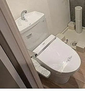 トイレ　※同タイプ参考写真