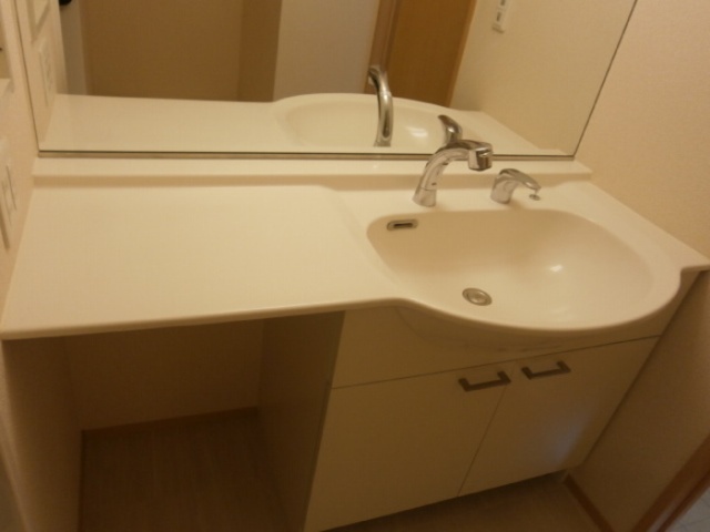 洗面設備　※別室の参考写真の為、現況優先です。