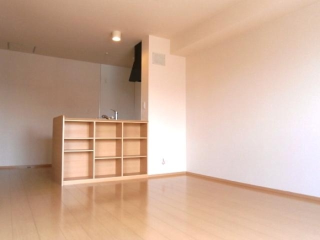 居室・リビング　※別室の参考写真の為、現況優先です。