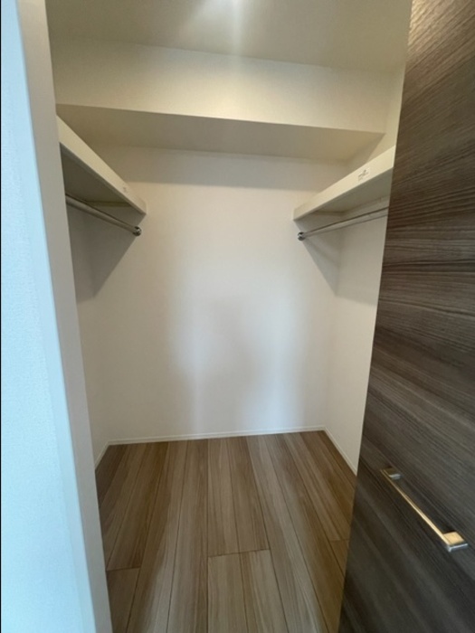 収納　スペチアーレ万代