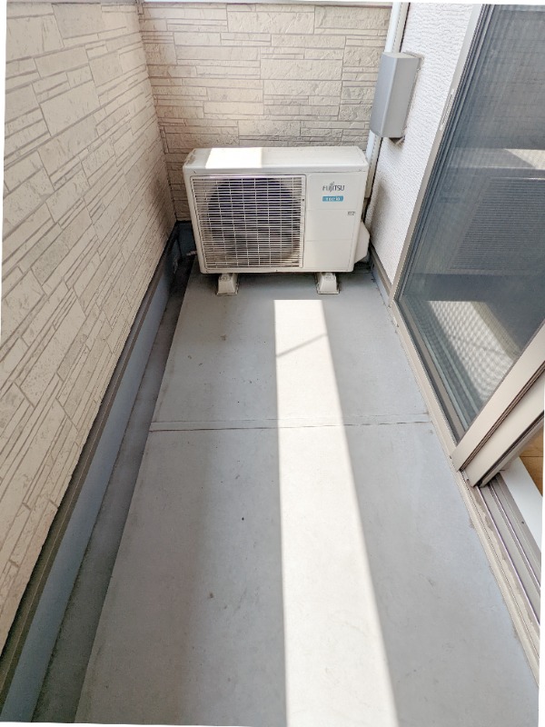 バルコニー　図面と現状に相違がある場合には現状を優先