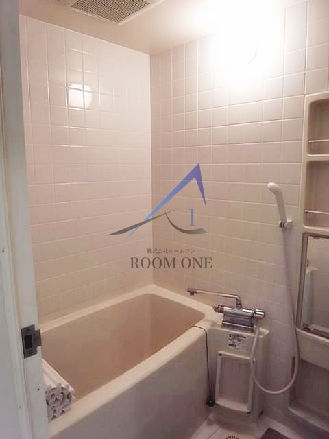 バス・シャワールーム　お風呂です。