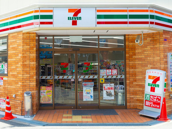 コンビニ　セブンイレブン博多竹下駅前店（コンビニ）まで330m