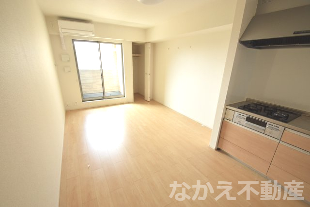 居室・リビング　居間です