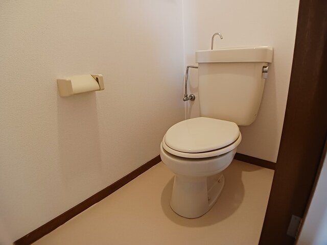トイレ　コンパクトで使いやすいトイレです