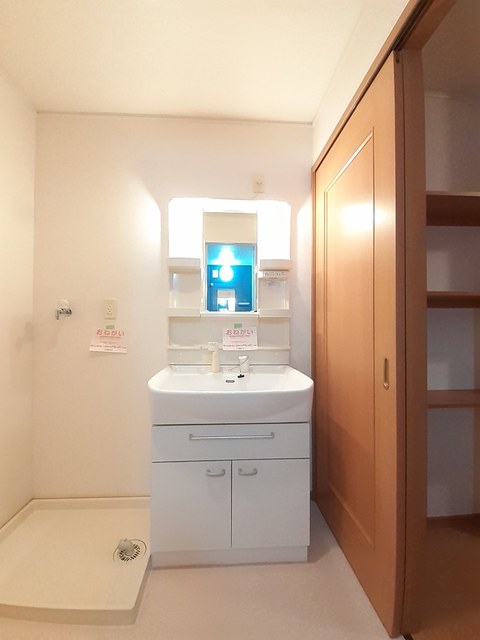 洗面設備　洗面所