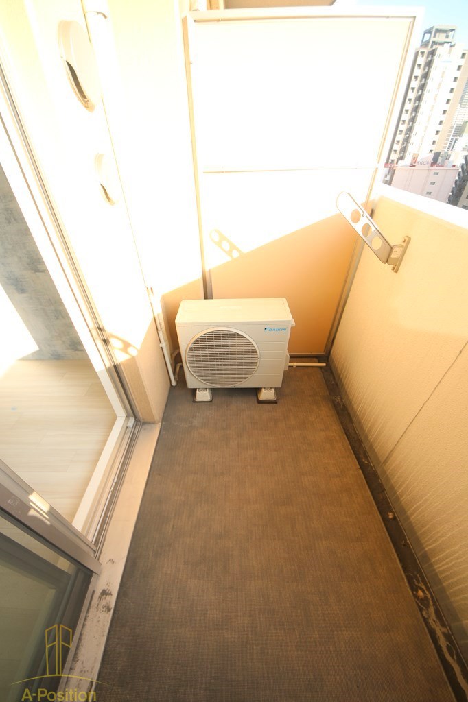 バルコニー　セレニテ桜川駅前プリエ