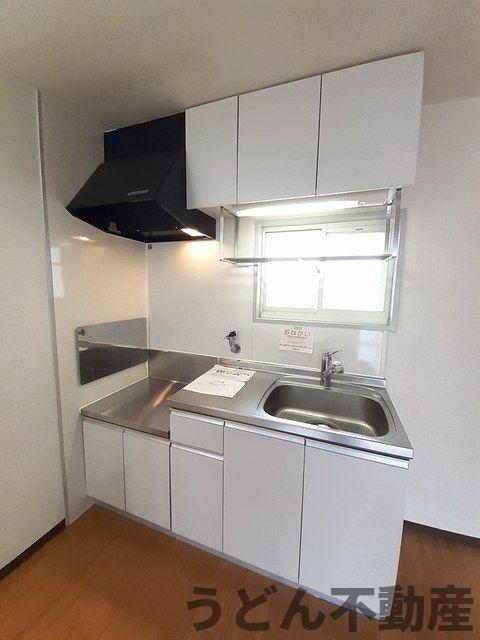 キッチン　うどん県のお部屋探しはうどん不動産へ うどんちゃんとLINE