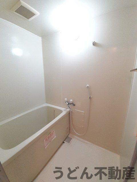 バス・シャワールーム　うどん県のお部屋探しはうどん不動産へ うどんちゃんとLINE