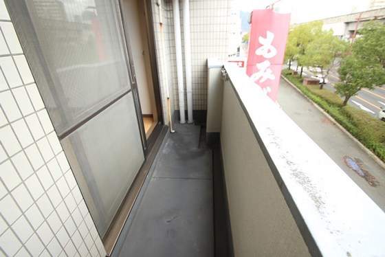 バルコニー　別部屋の写真になります。