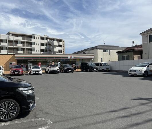 コンビニ　セブンイレブン横浜東寺尾1丁目店（コンビニ）まで397m