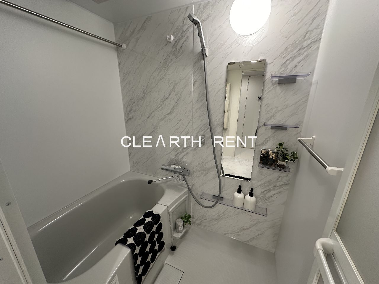 バス・シャワールーム　モデルルームのお部屋です/浴室乾燥機付きバスルーム