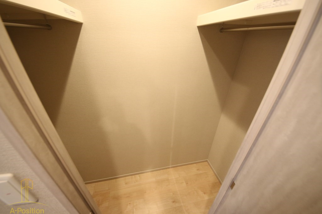 収納　スプランディッド福島WEST