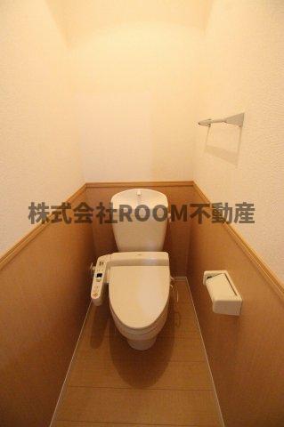 トイレ　落ち着いたトイレです