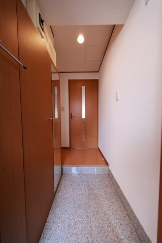 玄関　玄関※別部屋参考写真