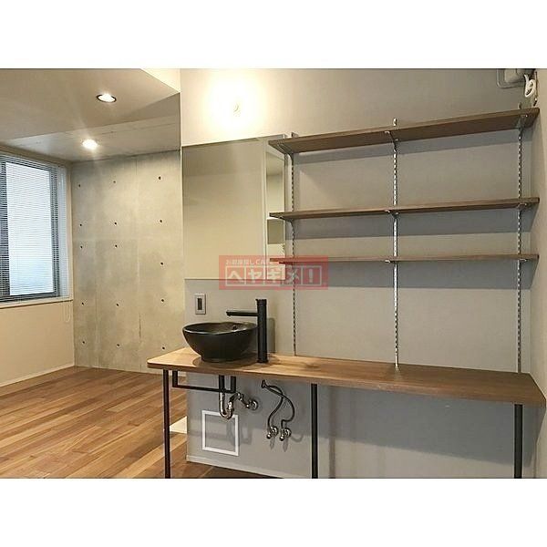 収納　キッチン