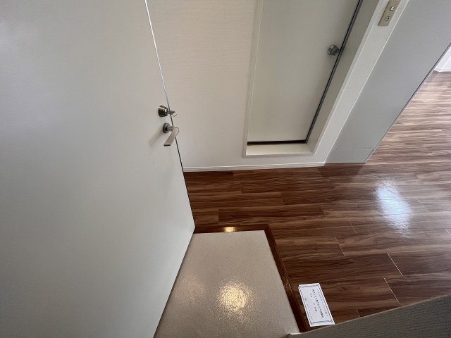 玄関　収納もある玄関です