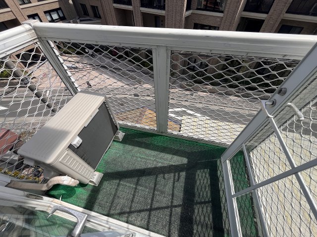 バルコニー　バルコニーからの眺めを楽しみながら食事をしませんか