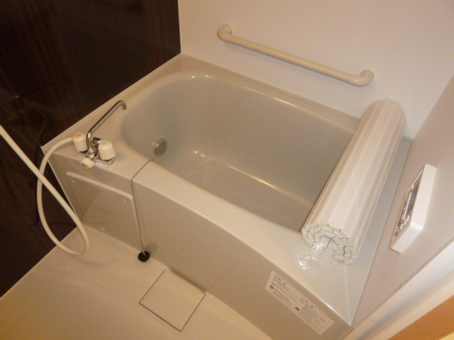 バス・シャワールーム　追い焚きバス