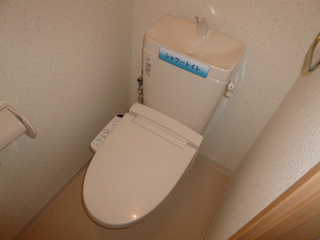 トイレ　シャワー付きトイレ