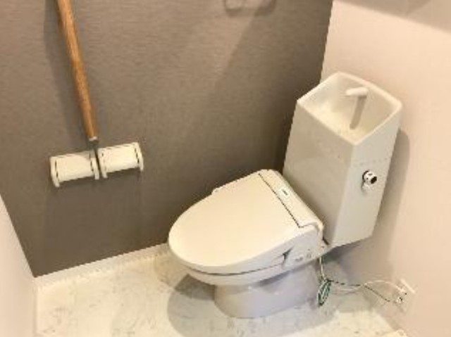 トイレ　別部屋参考写真
