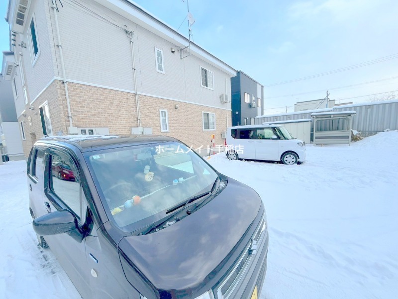 駐車場　駐車スペースでございます！