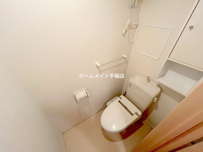 トイレ　ウォシュレット付きで快適な環境です♪
