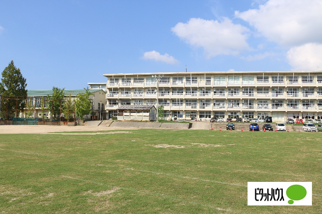 小学校　松江市立古志原小学校（小学校）まで1249m