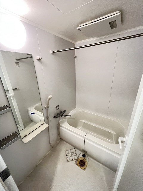 バス・シャワールーム　お風呂で日々の疲れを落としましょう