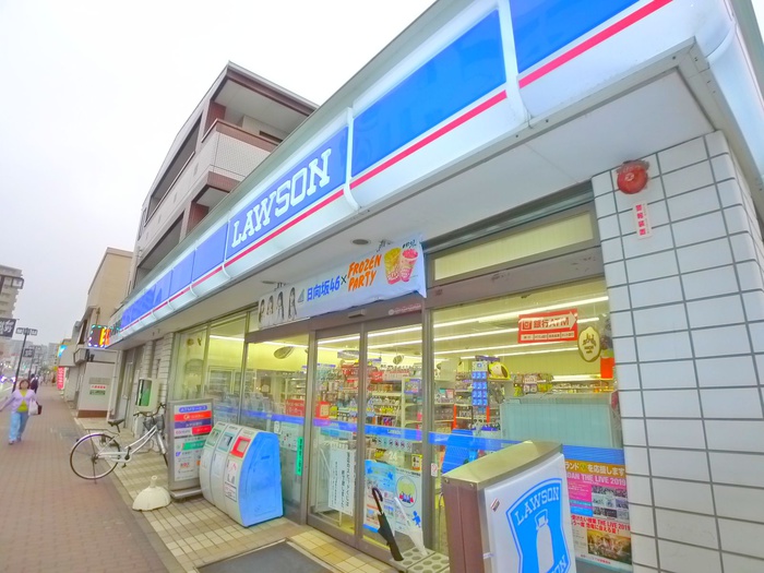 コンビニ　ローソン（コンビニ）まで310m